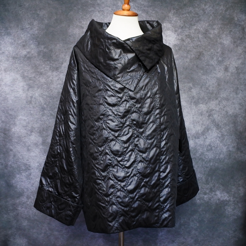 Lorain Croft Designer Black Jacket Size XL
